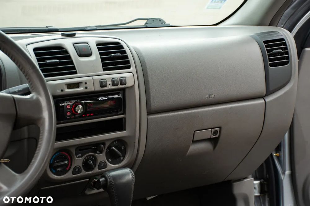 Isuzu D-Max 4x4 Double Cab Autm Custom - 29