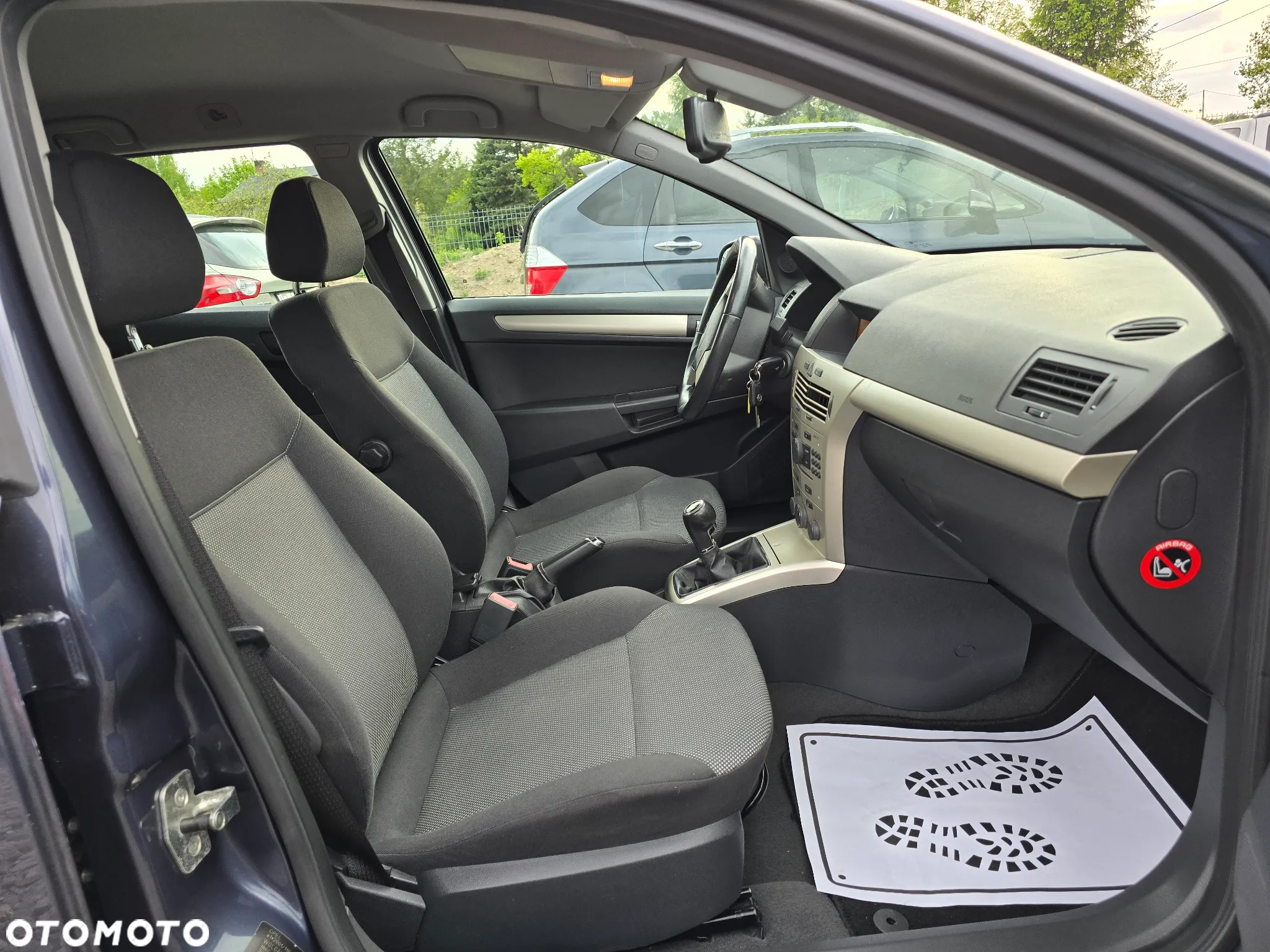 Opel Astra 1.6 Caravan Sport - 16