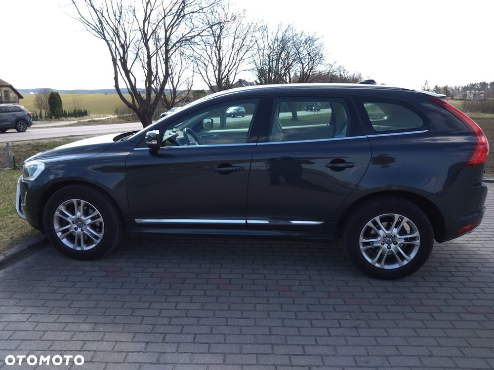 Volvo XC 60 2.4D AWD Summum - 6
