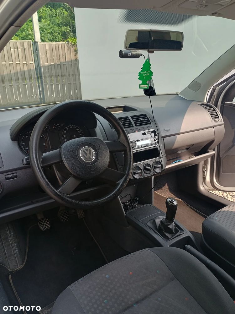 Volkswagen Polo 1.9 SDI Comfortline - 5