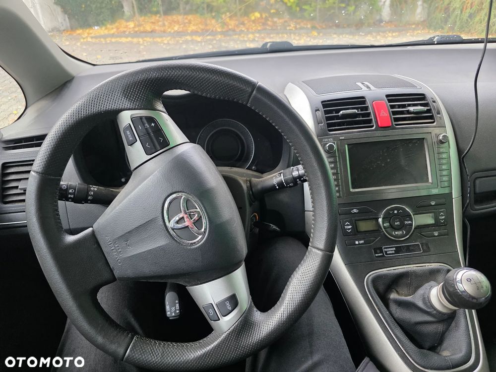 Toyota Auris - 7