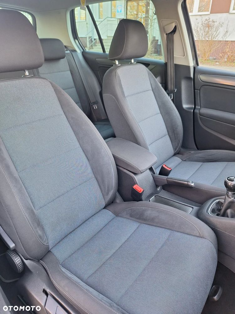 Volkswagen Golf 1.4 TSI BMT Highline - 27