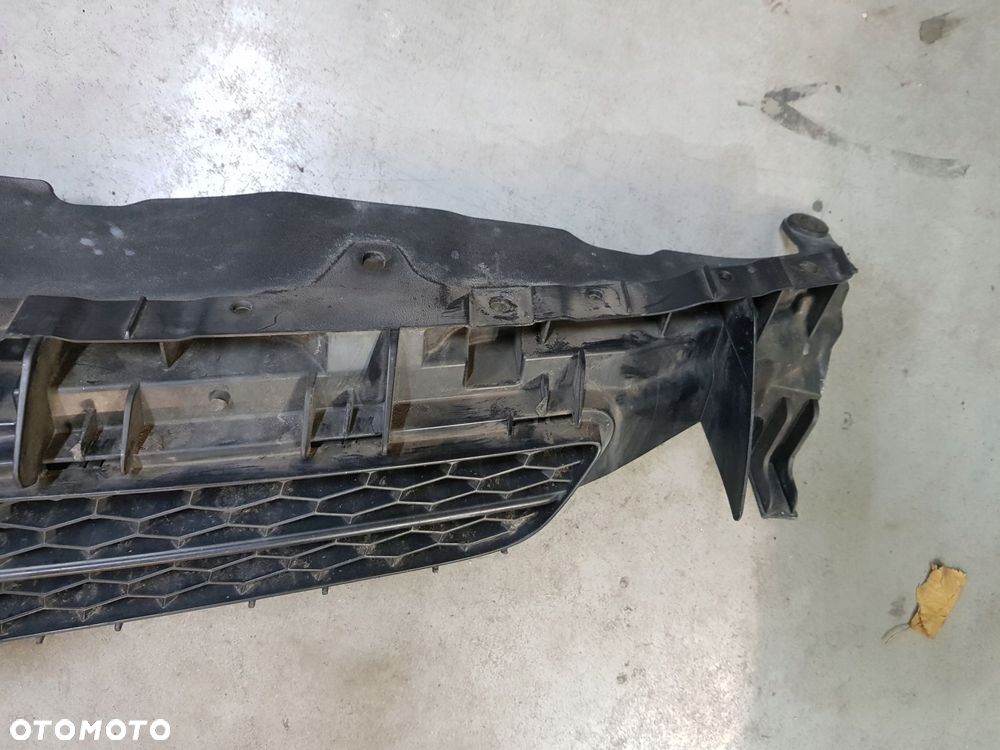 atrapa grill 53111-12a00 toyota auris i e15 eur hb 07r - 7