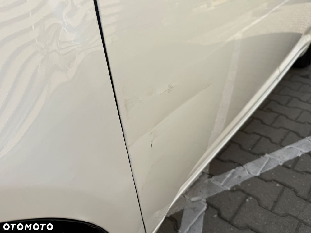 Toyota Avensis 1.8 Comfort - 34