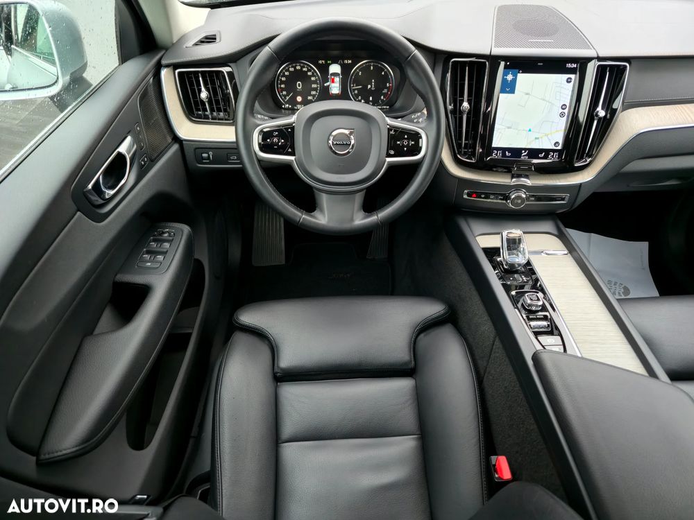Volvo XC 60 B4 D AWD Geartronic Inscription - 25