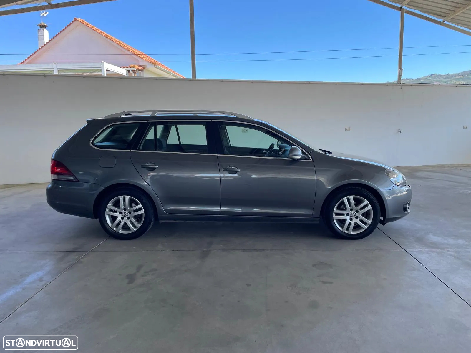VW Golf Variant 1.6 TDi Confortline - 6