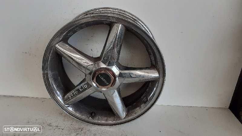 PNEU CHRYSLER PT CRUISER CABRIO - 1