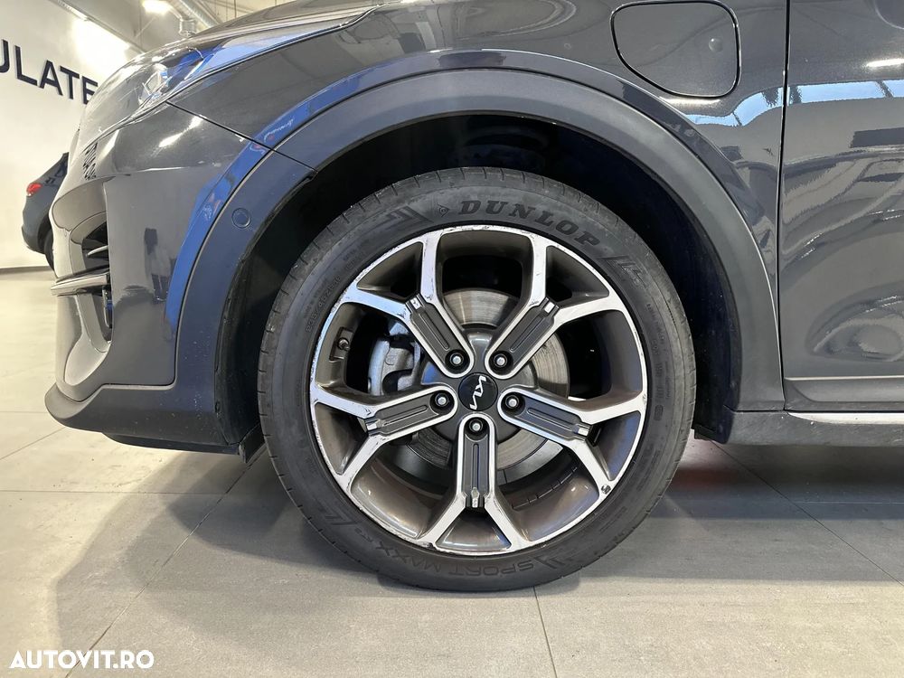 Kia XCeed - 13