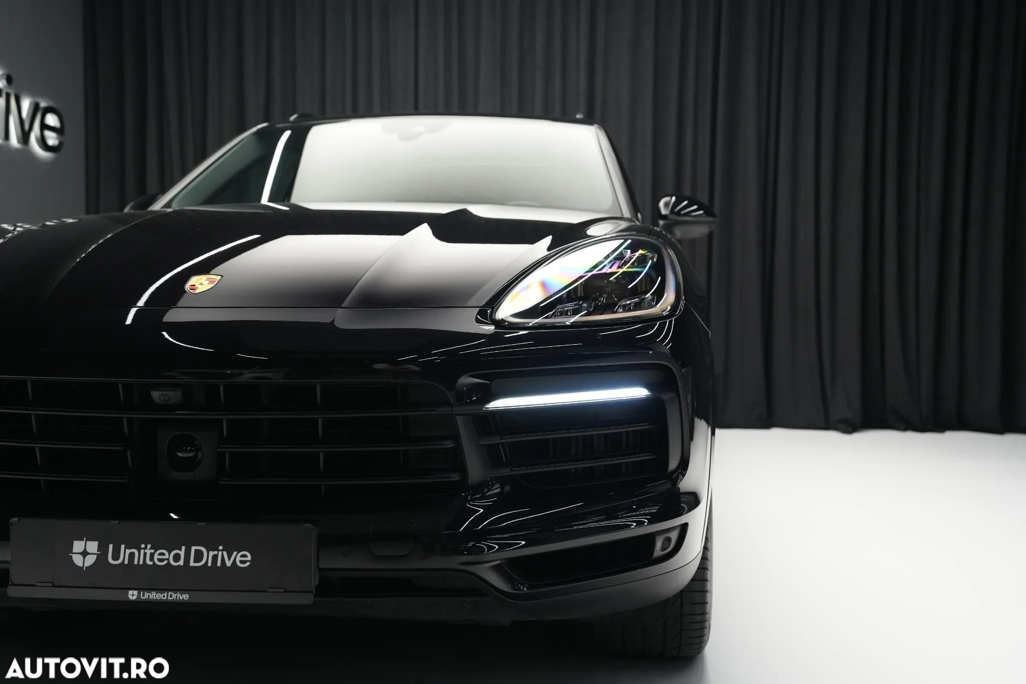 Porsche Cayenne S - 7