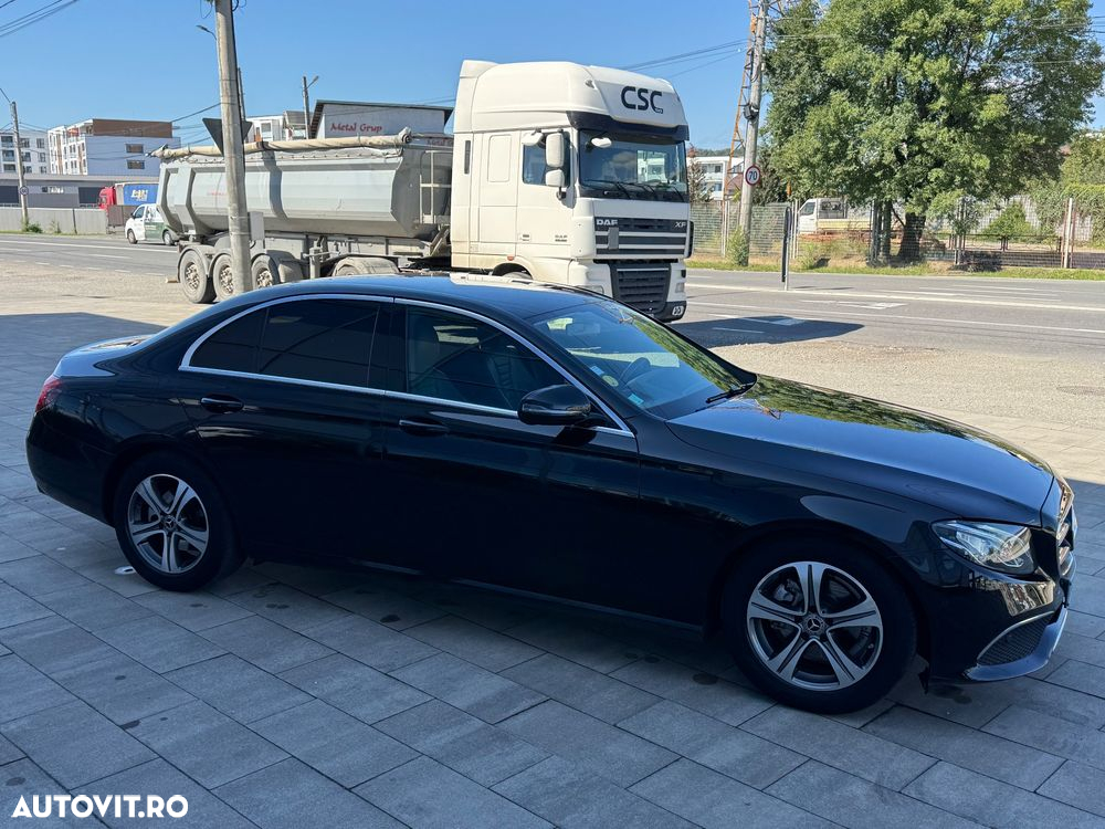 Mercedes-Benz E 220 d T 9G-TRONIC Avantgarde - 20