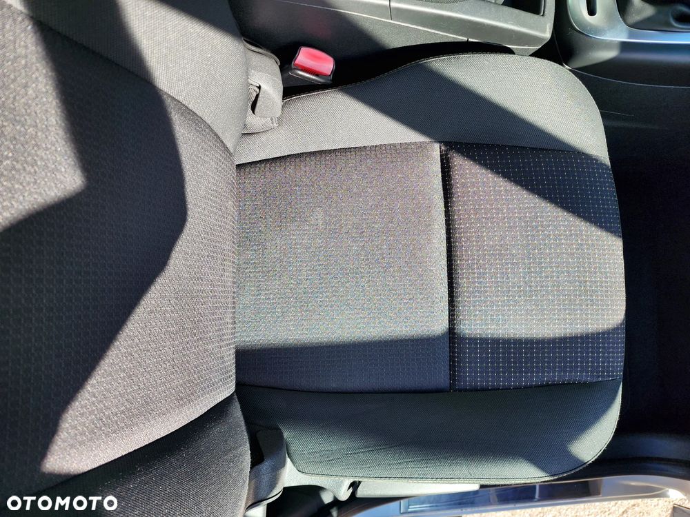Renault Scenic 1.6 16V 110 Dynamique - 27
