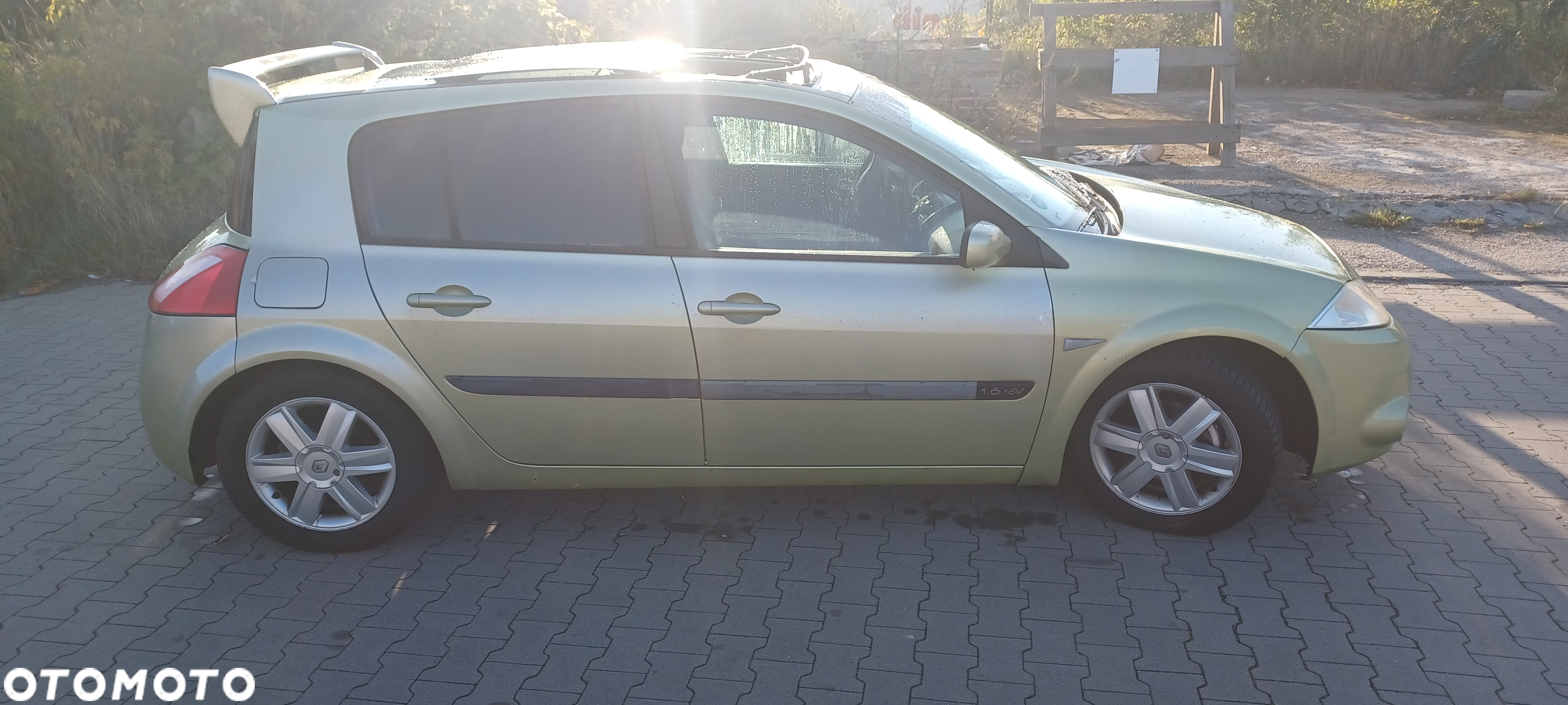 Renault Megane 1.6 Avantage - 4