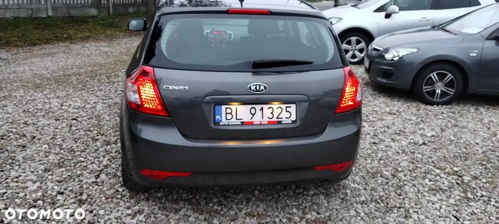 Kia Ceed 1.4 CVVT Vision - 6