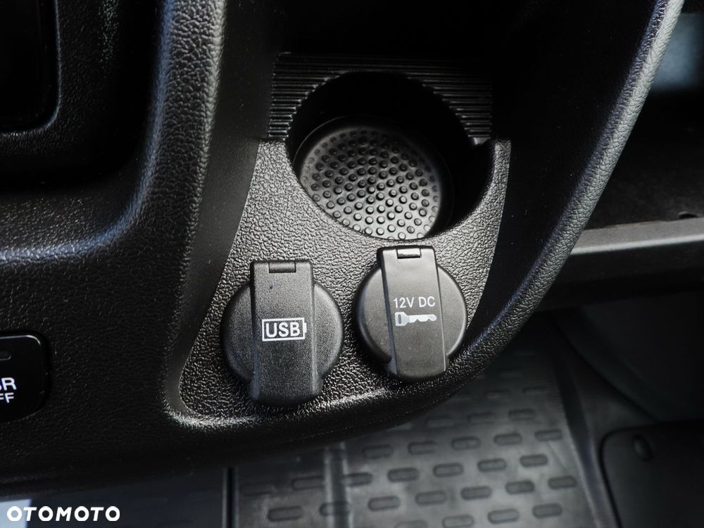 Fiat DUCATO WINDA 8 PALET TEMPOMAT NAWIGACJA LEDY KLIMATYZACJA  130KM - 38