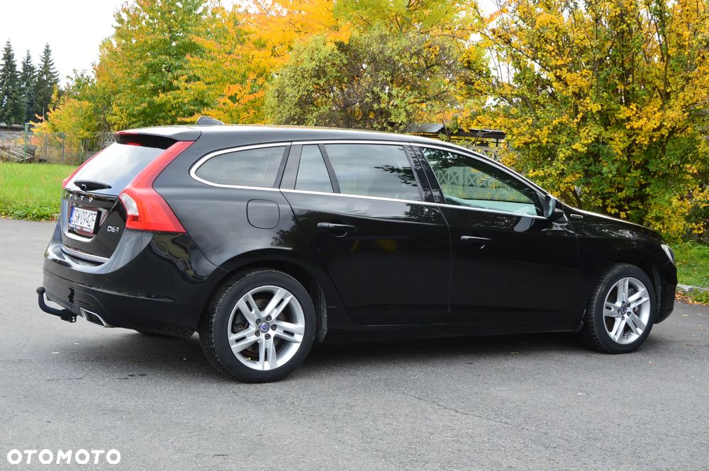 Volvo V60 D6 AWD Plug-in Hybrid Summum - 21