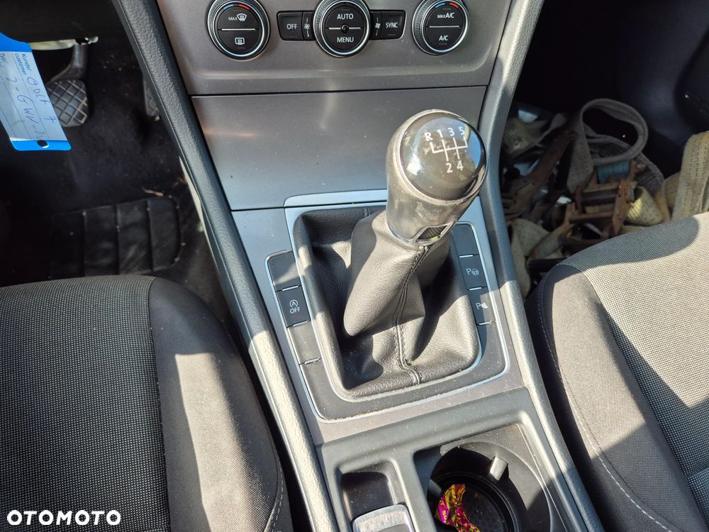 Volkswagen Golf VII 1.2 TSI BMT Trendline Perfectline - 5