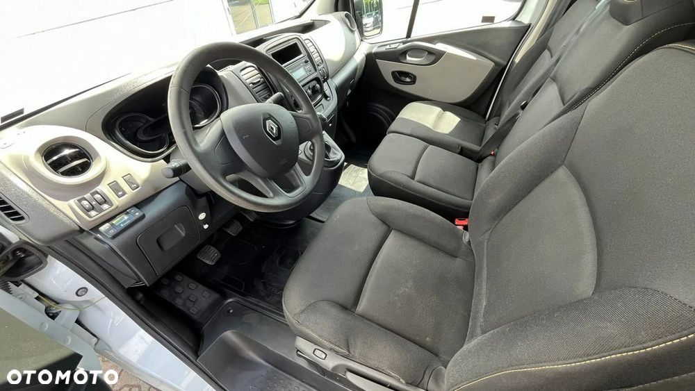 Renault Trafic - 17