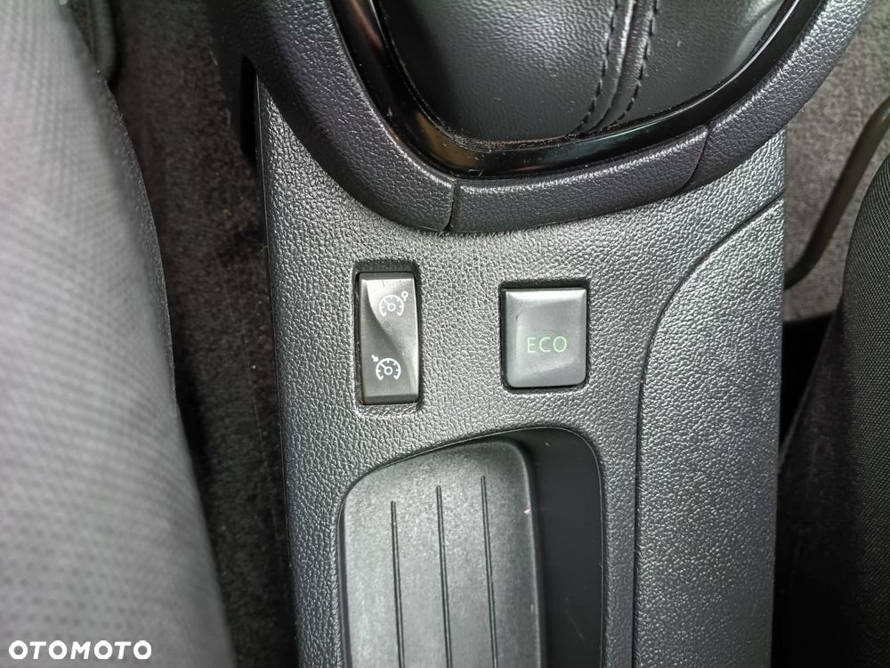 Renault Clio ENERGY TCe 120 LIMITED - 26
