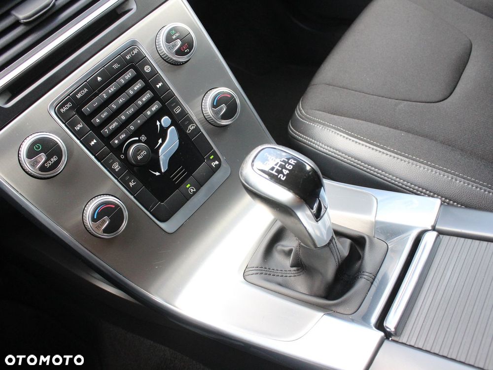 Volvo V60 D2 Drive-E Kinetic - 4