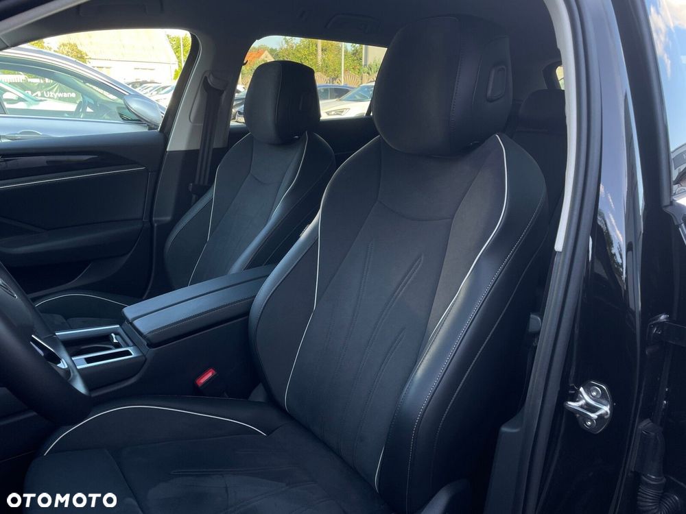 Volkswagen Passat Variant 1.5 TSI ACT mHEV Business DSG - 10