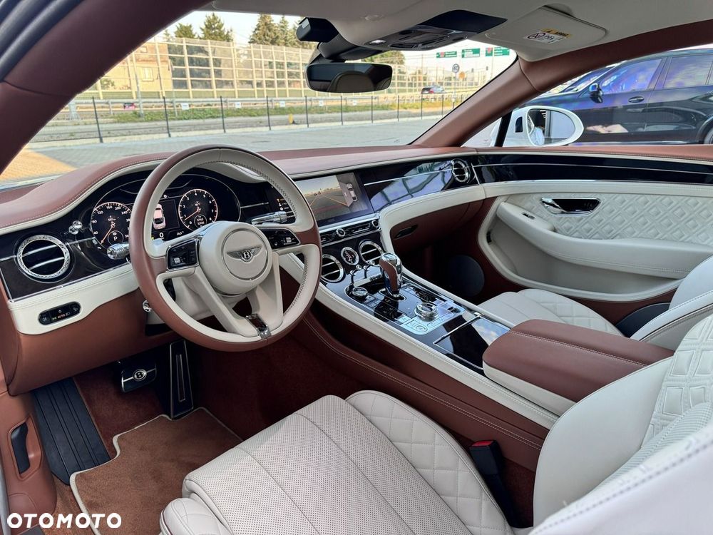Bentley Continental GT - 14