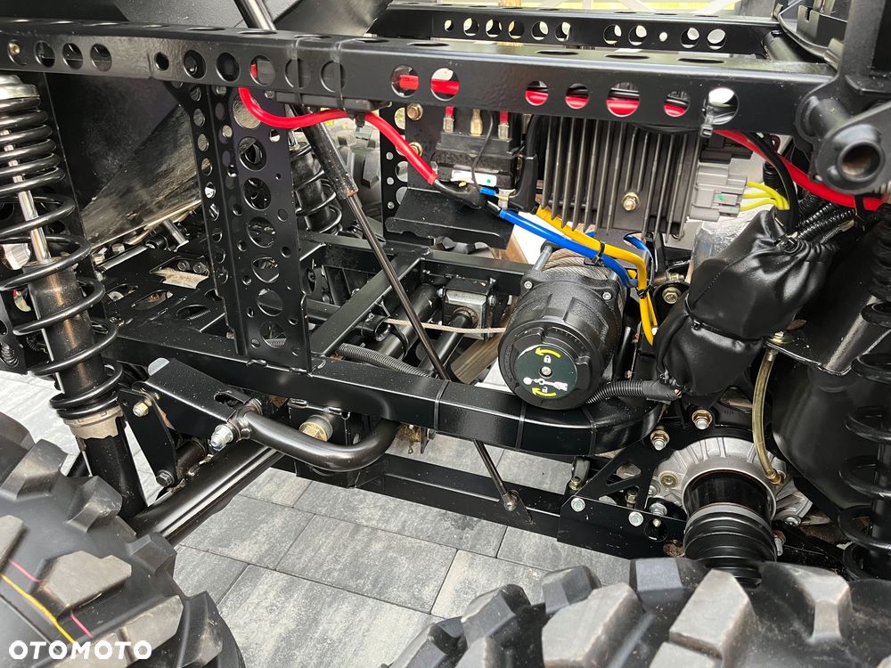 Can-Am Outlander Max - 25