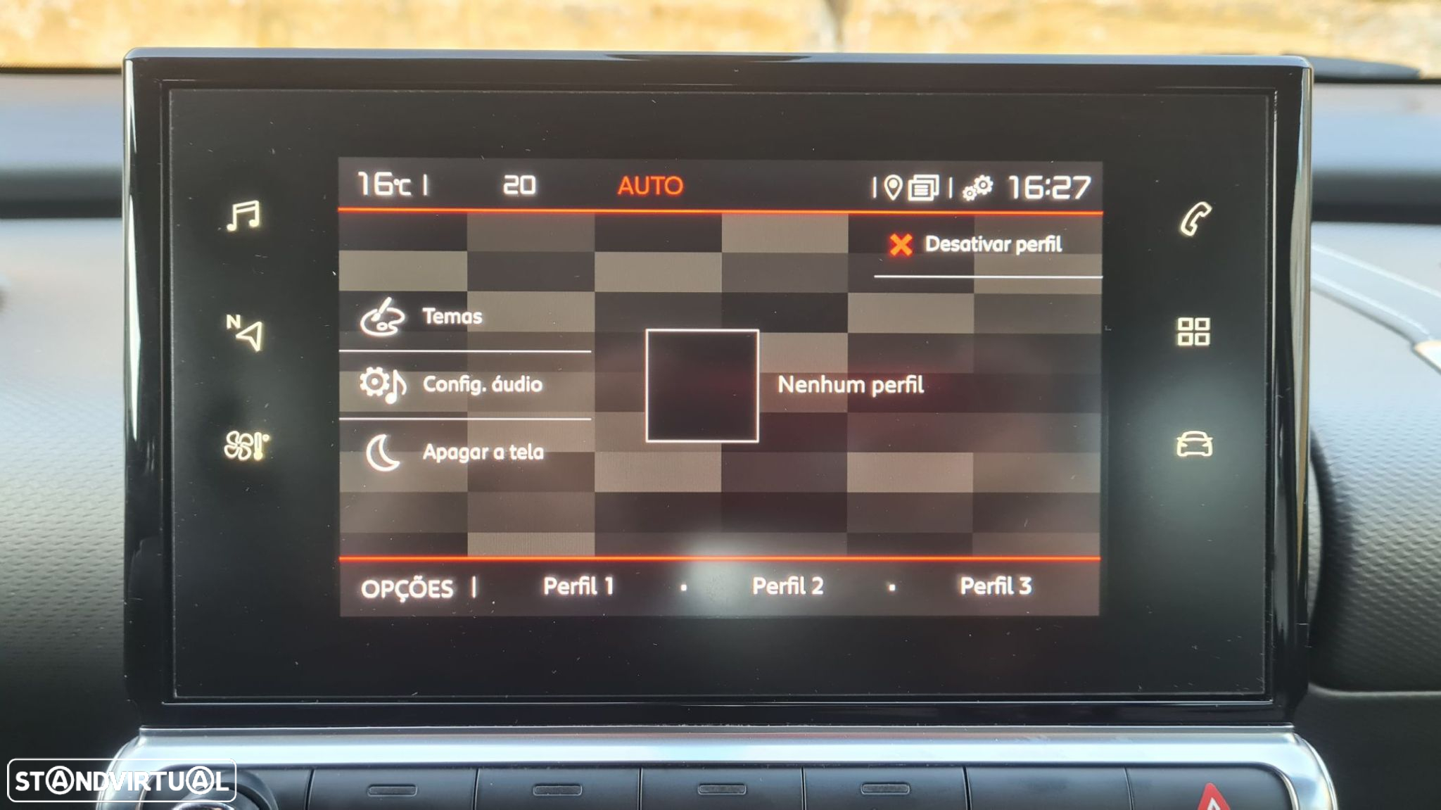 Citroën C4 Cactus - 32