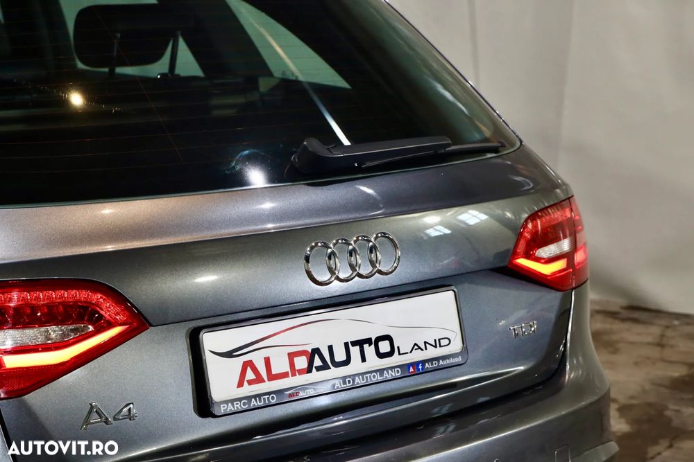 Audi A4 2.0 TDI DPF multitronic S line Sportpaket - 25