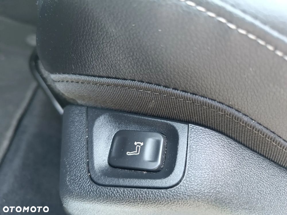 Opel Grandland X 2.0 D Start/Stop Automatik Design Line - 12