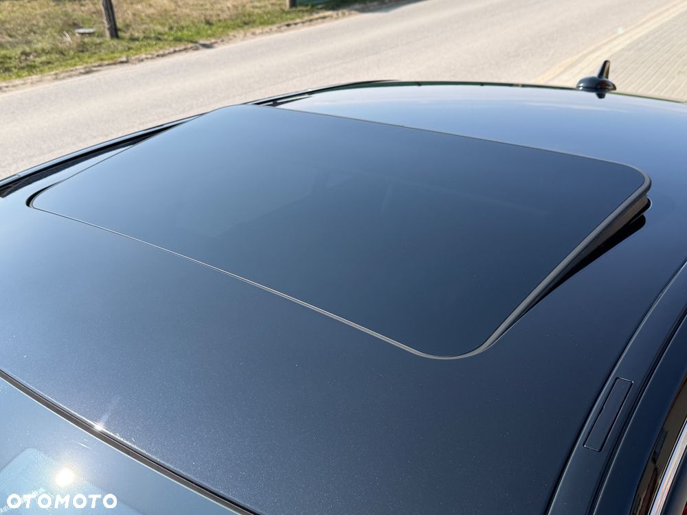 Mercedes-Benz Klasa E 200 CGI BlueEFFICIENCY 7G-TRONIC Elegance - 11