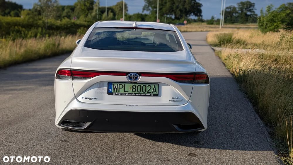 Toyota Mirai Executive - 9