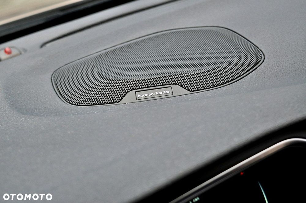 Volvo V40 D2 Momentum - 20