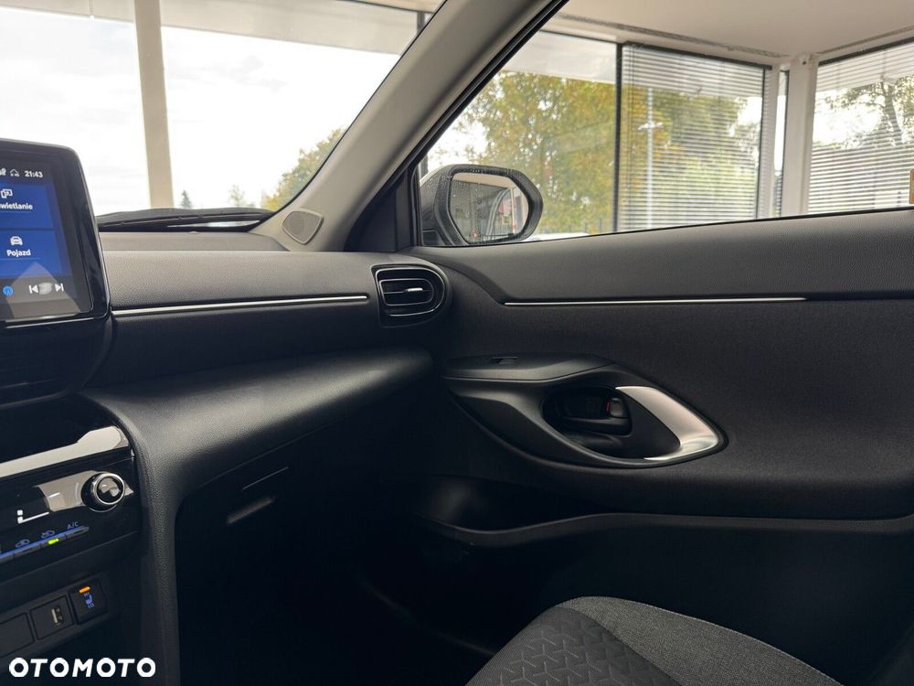 Toyota Yaris Cross Hybrid 1.5 Comfort - 26