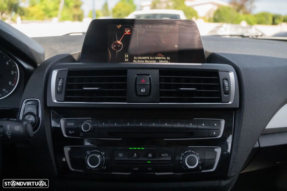 BMW 116 d Sport Line - 25