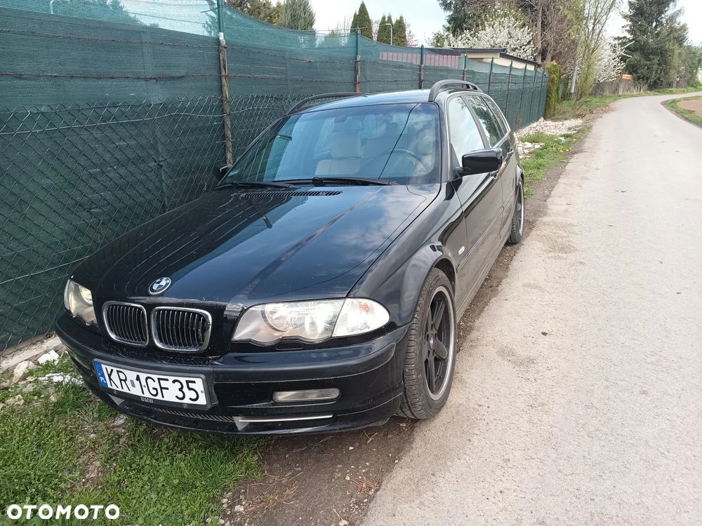 BMW Seria 3 330ix - 7