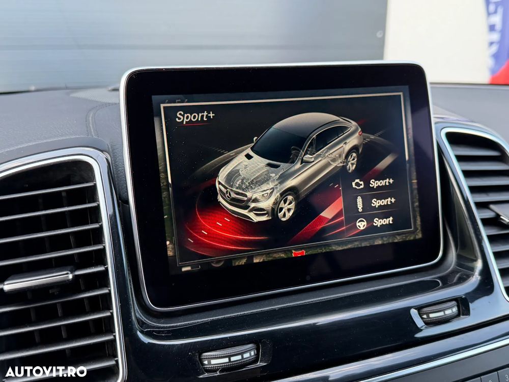 Mercedes-Benz GLE Coupe 400 4Matic 9G-TRONIC AMG Line - 33