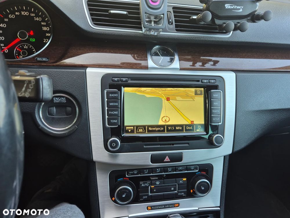 Volkswagen Passat 2.0 TDI 4Mot Highline DSG - 13