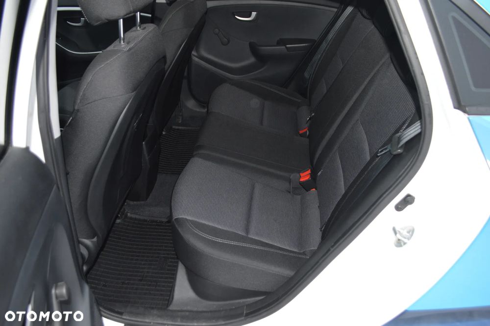 Hyundai i30 - 11