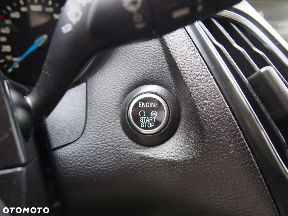 Ford Focus 1.0 EcoBoost ST-Line Red ASS - 23