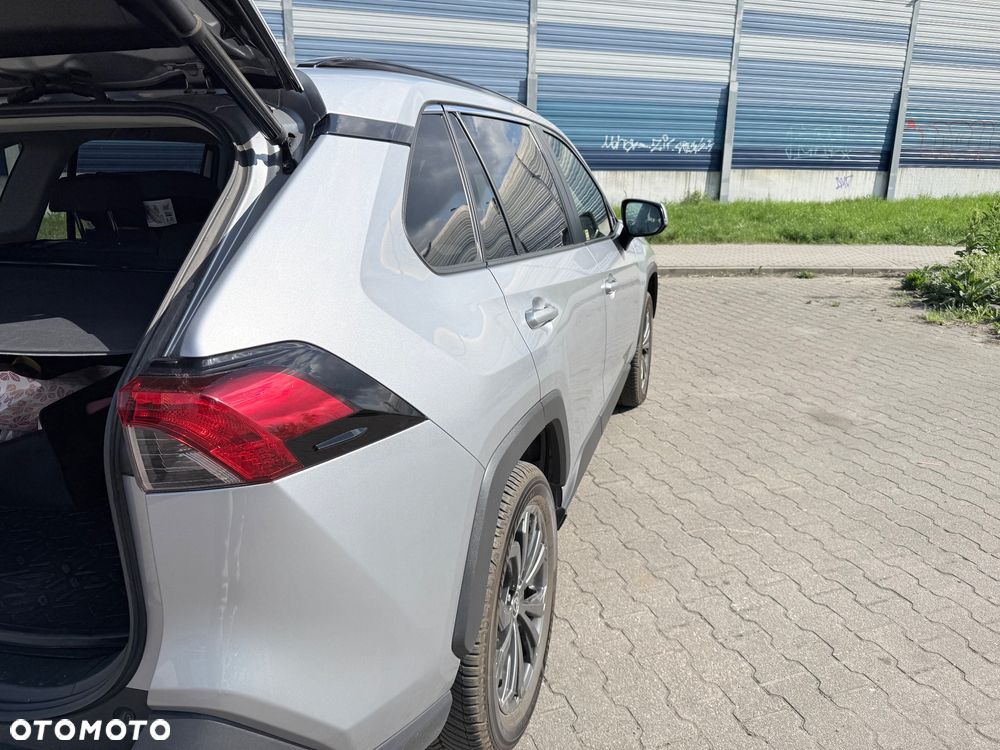 Toyota RAV4 - 13