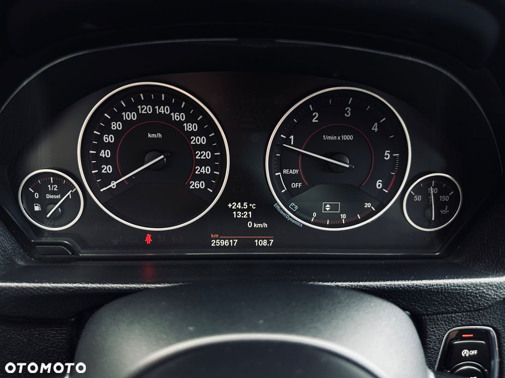 BMW Seria 3 320d - 22