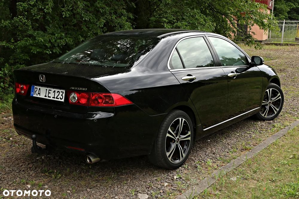 Honda Accord 2.0 i Sport - 23