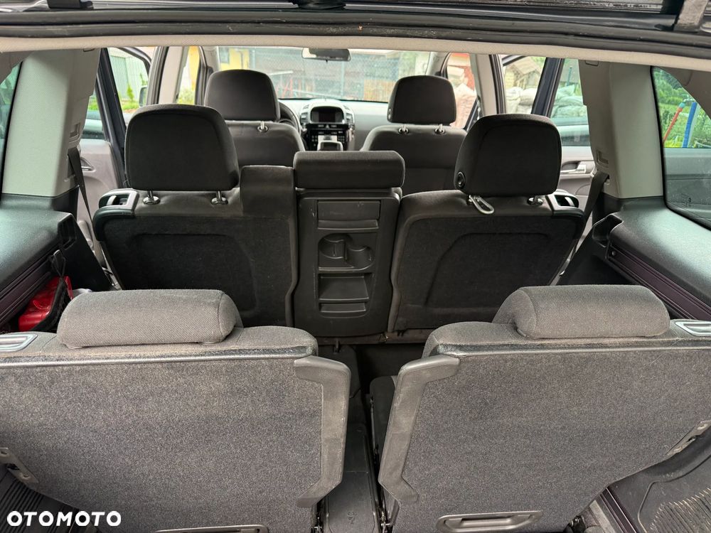 Opel Zafira 1.8 Enjoy - 10
