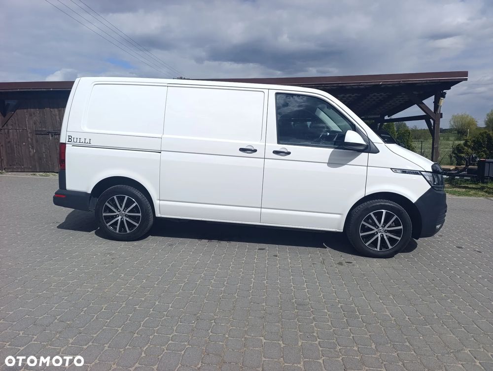 Volkswagen Transporter - 4