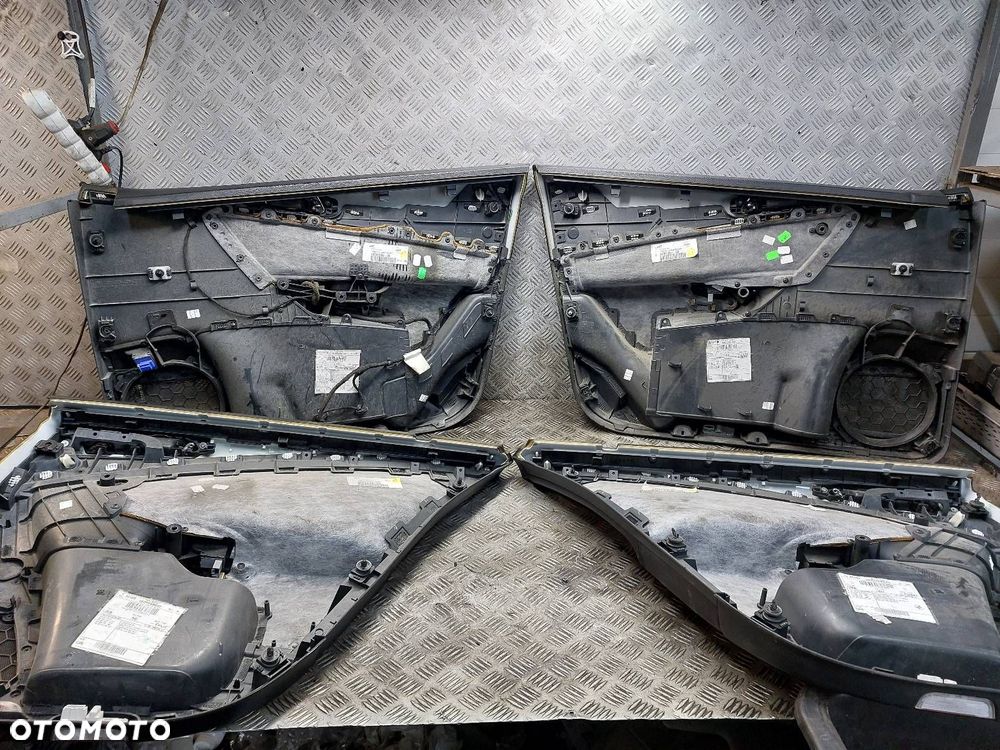BOCZEK BOCZKI DRZWI KOMPLET VOLKSWAGEN PASSAT B6 SEDAN - 18