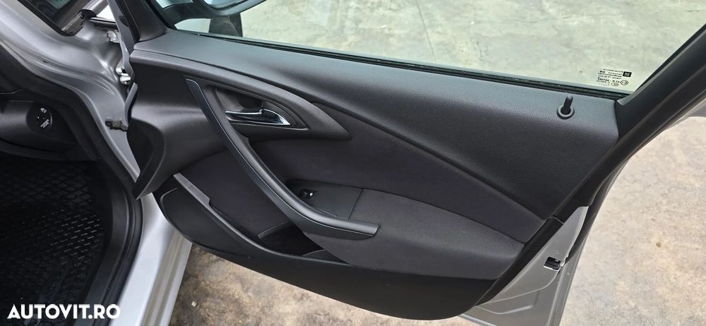 Opel Astra 1.6 CDTI DPF ecoFLEX Start/Stop Exklusiv - 12