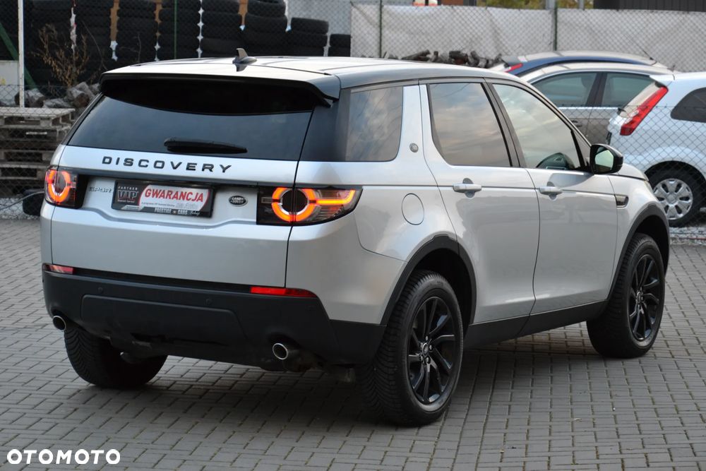 Land Rover Discovery Sport - 10
