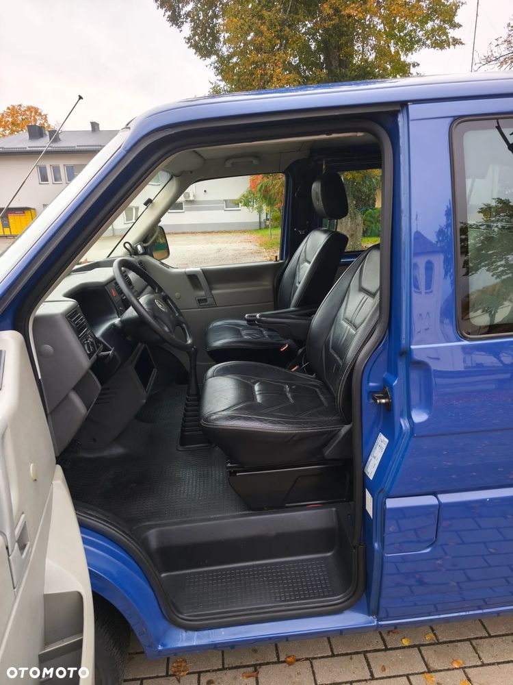 Volkswagen Transporter - 17