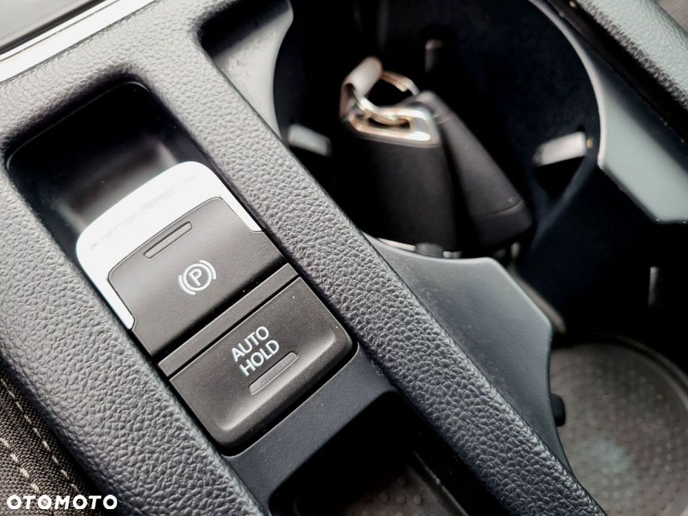 Volkswagen Passat - 36