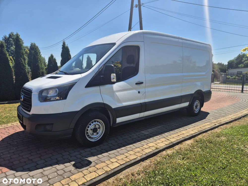 Ford Transit - 1